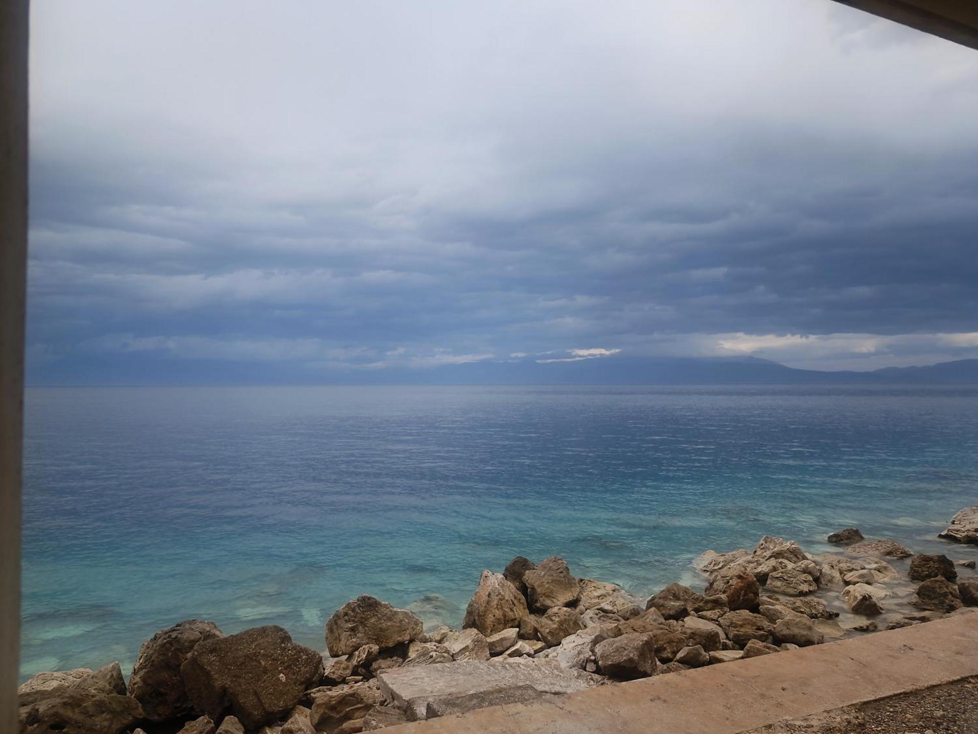 泽尔韦尼翁House Next To The Sea Side公寓 外观 照片