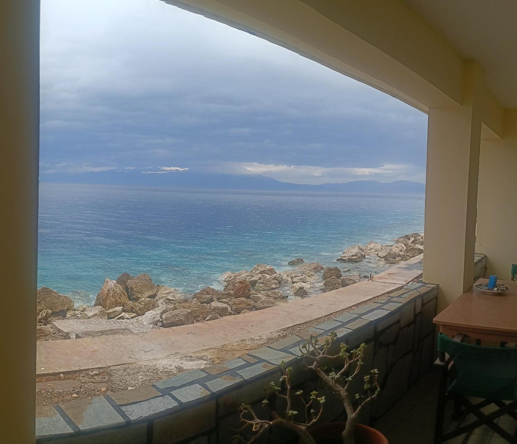 泽尔韦尼翁House Next To The Sea Side公寓 外观 照片