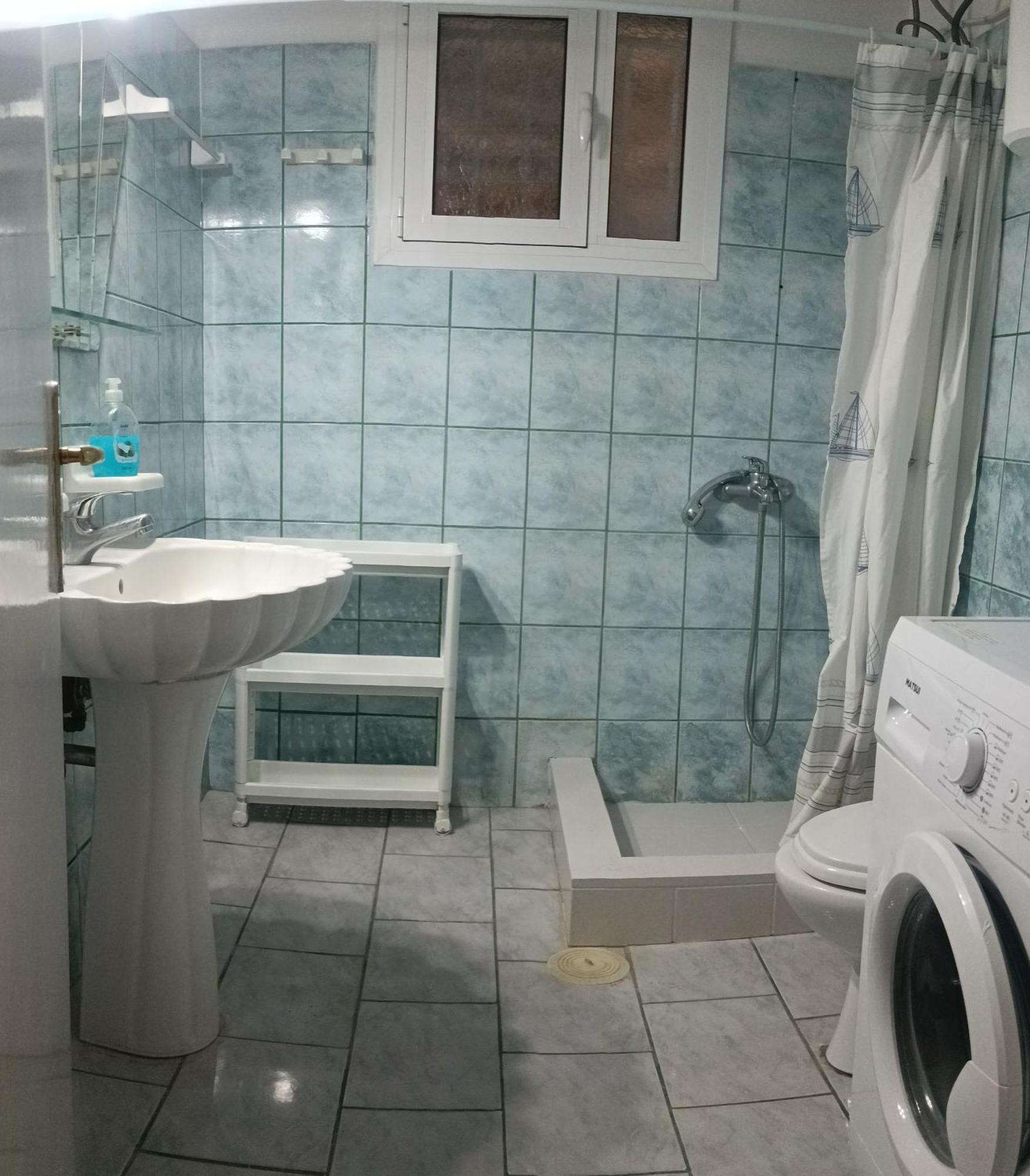 泽尔韦尼翁House Next To The Sea Side公寓 外观 照片